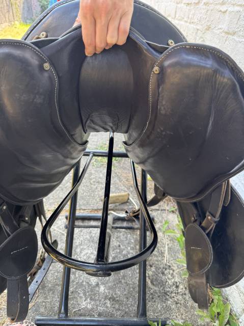 Selle de randonn&eacute;e cuir