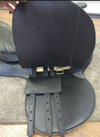 Selle de marche avec poign&eacute;e, compl&egrave;te