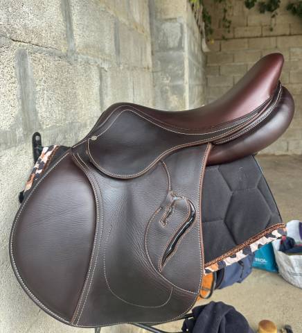 Selle Antar&egrave;s Connexion 17,5"