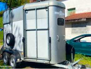 Location van 2 places avec pont avant sur firminy