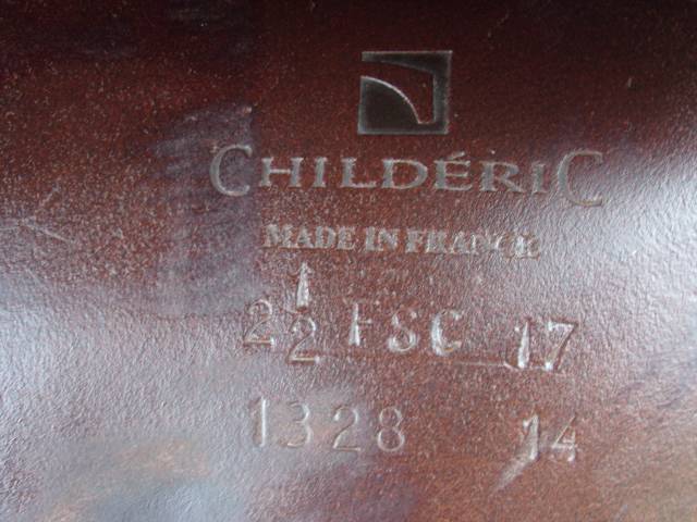 Selle Obstacle Childeric en superbe &eacute;tat 17'