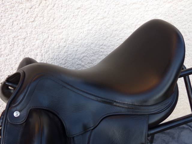 Selle Dressage Antares Tempo 17'5