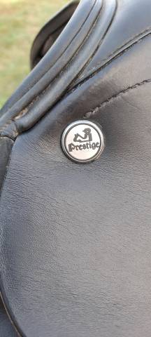 A vendre - Selle de Dressage