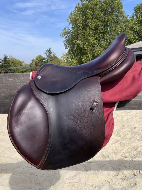 Selle cwd taille 17,5