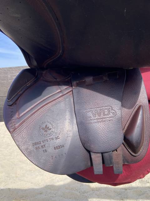 Selle cwd taille 17,5