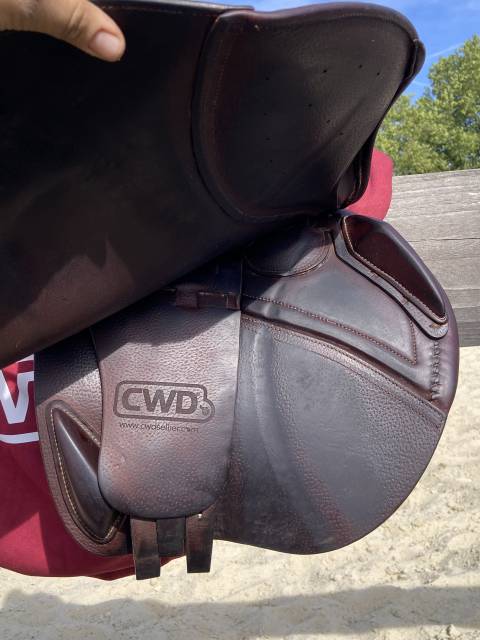 Selle cwd taille 17,5