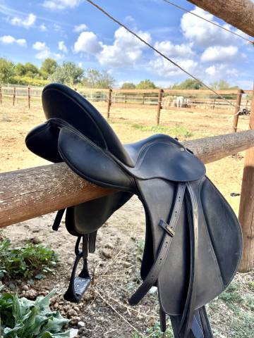 Selle Wintec mixte noir - 17 pouces 