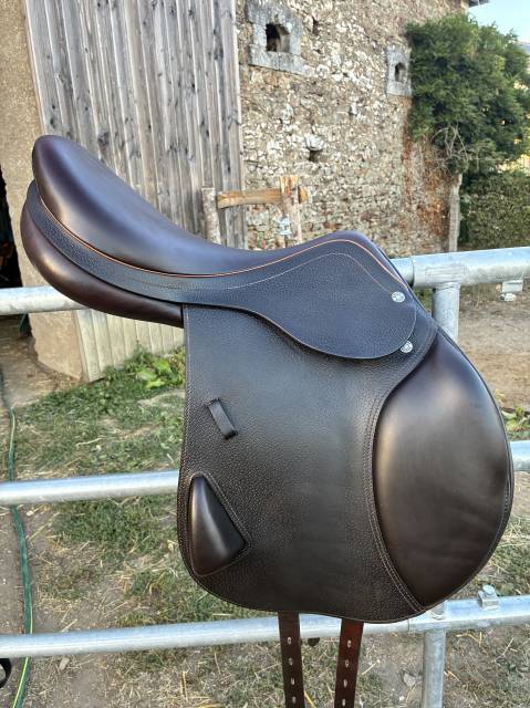 Selle équipe expression monoquartier 17