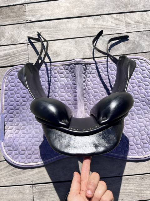 Selle CFSC childeric 17,5 pouces mono quartier 