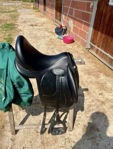 Selle Devoucoux Makila Harmonie S &ndash; 17,5&rdquo; 