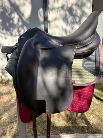 SELLE DRESSAGE CHILDERIC DPL
