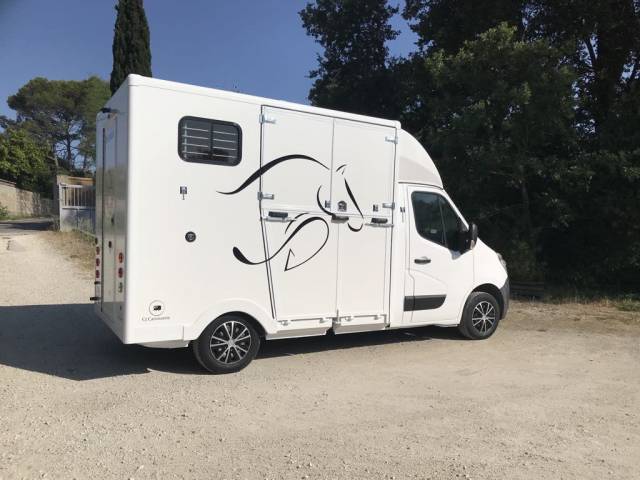 Renault master 70 000 kms 37 000 € ttc