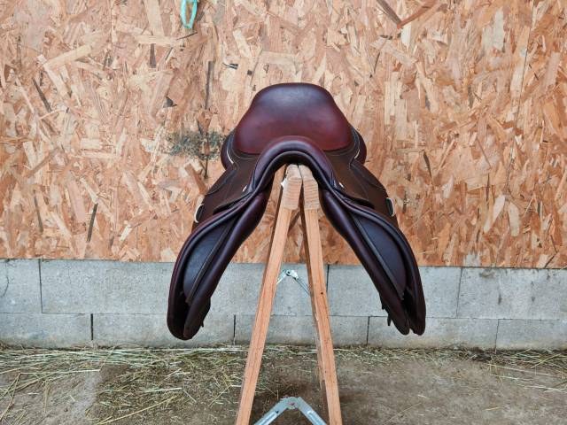 Selle CWD de 2024 en 16.5