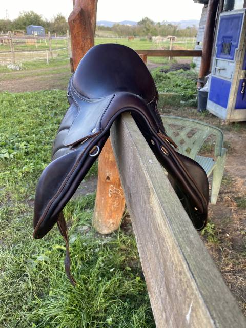 Selle Antares Contact
