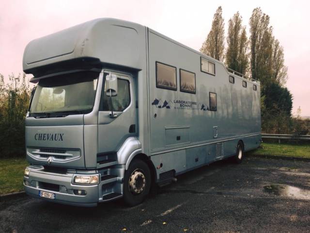 Renault premium 420 dci 7 places 