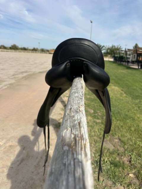 Selle dressage Devoucoux 