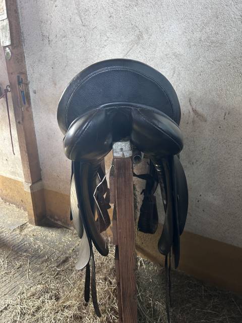 Selle de dressage prestige 