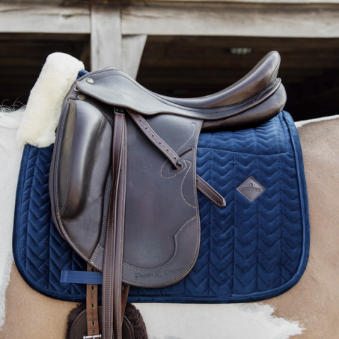 Tapis de selle Skin-Friendly Velvet DRESSAGE - Kentucky