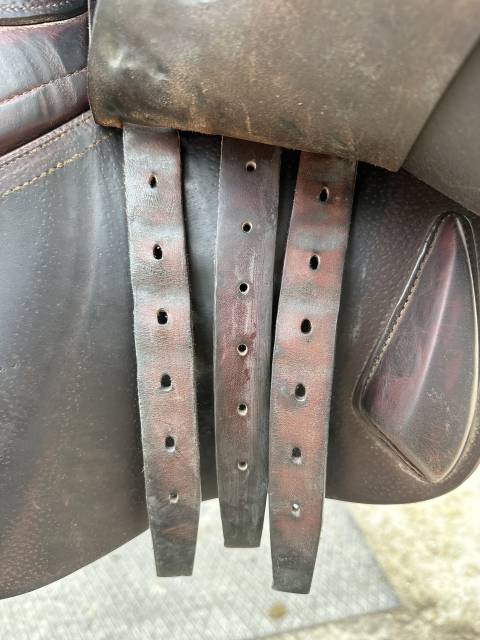 SELLE CWD 2013  Mod&egrave;le SE02  Si&egrave;ge 17,5 Quartier 3C 