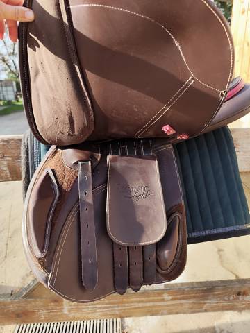 Selle Ikonic Light 17"