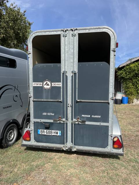 Location van 2 places sanguinet 