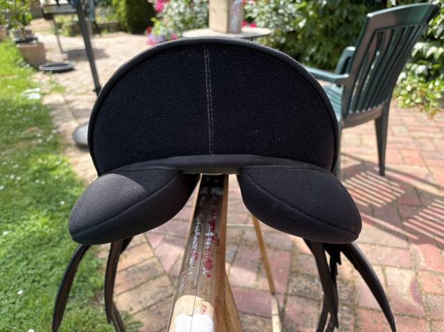 Selle WintecLite mixte 17 pouces avec housse