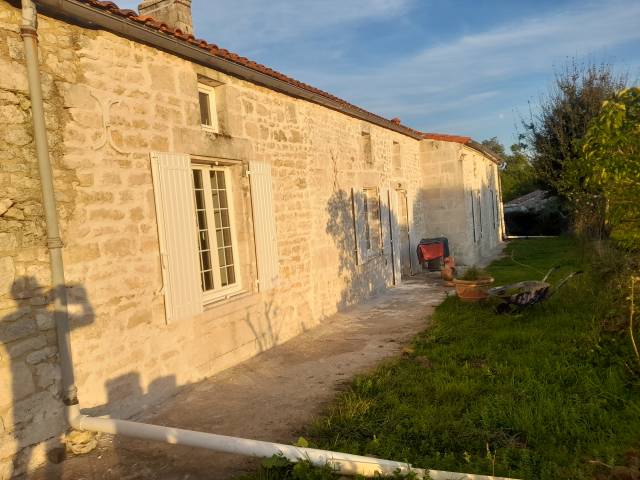 Propriété équestre proche saintes