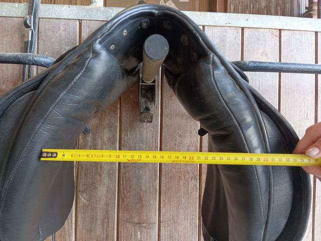 Selle de dressage : Frank Baines - Elegance