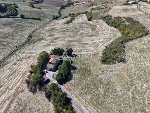 Maison de campagne rénovée sur 4 ha - secteur lèze