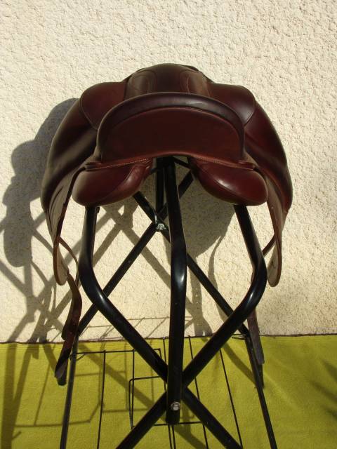 Selle Dressage Antares Concept 17'