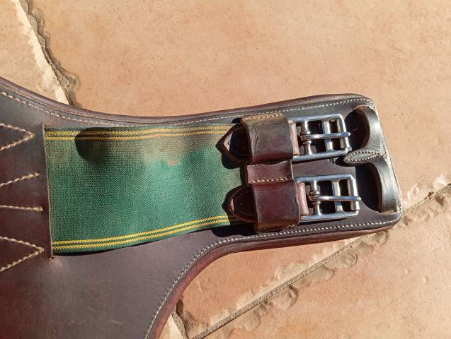 Bavette courte Devoucoux  taille 60