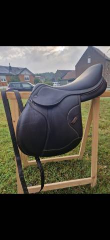 Selle ikonic light 