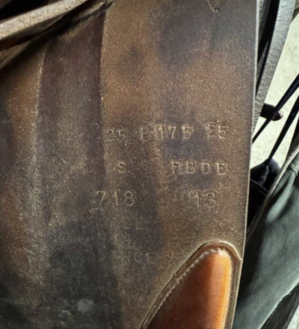 Selle butet semi plate