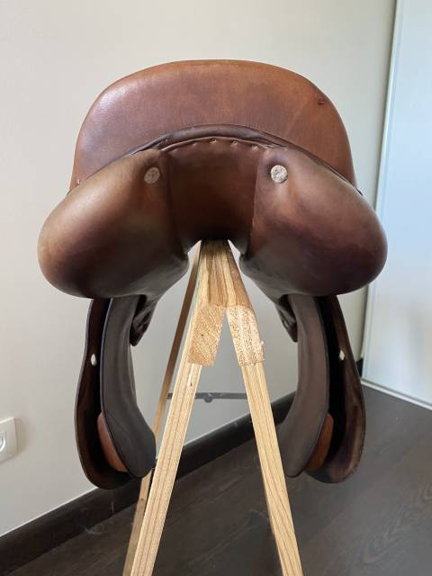 Selle d&rsquo;obstacle Antar&egrave;s Alta&iuml;r 17,5 pouces 