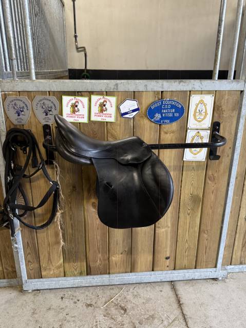 Selle Forestier &ndash; 16 pouces &ndash; 490 n&eacute;gociable