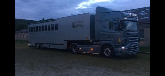 Semi remorque tracteur scania