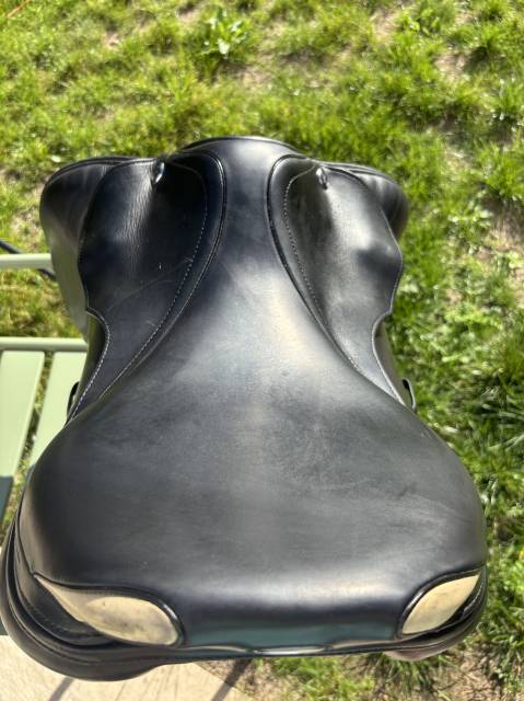 Selle Prestige Paris Classic noire 17&rsquo;