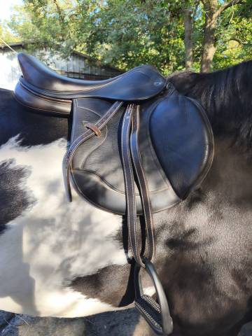 Selle Ikonic light hybride 