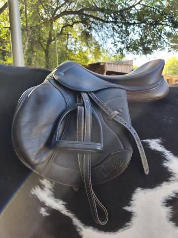Selle Ikonic light hybride 
