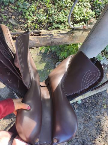 Selle Ikonic light hybride 