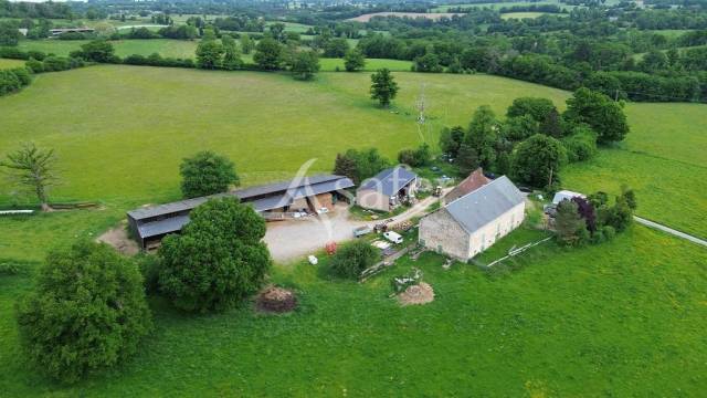 Propriété d'élevage bio d'environ 113 ha