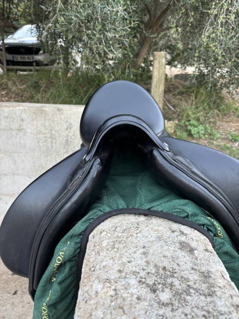 Selle dressage Devoucoux Makila Harmonie S002