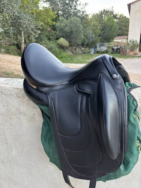 Selle dressage Devoucoux Makila Harmonie S002