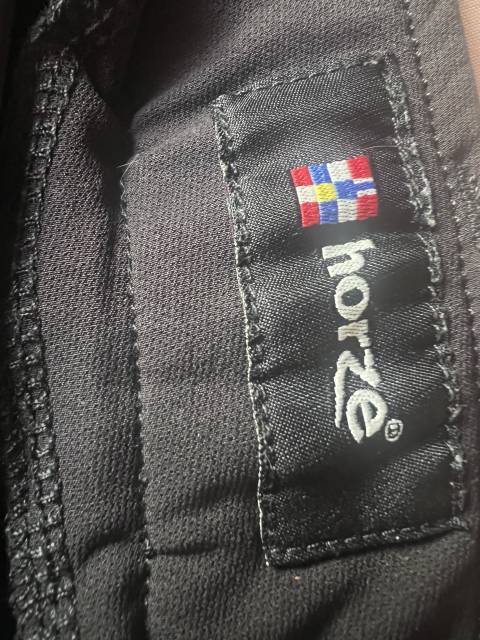 Pantalon d&rsquo;&eacute;quitation horze noir taille 36
