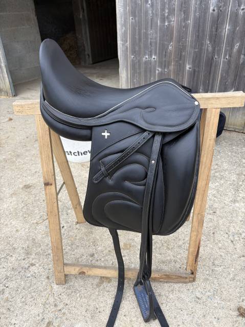 Selle dressage hoffsteiner 