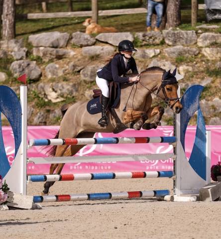 Poney d 6ans
