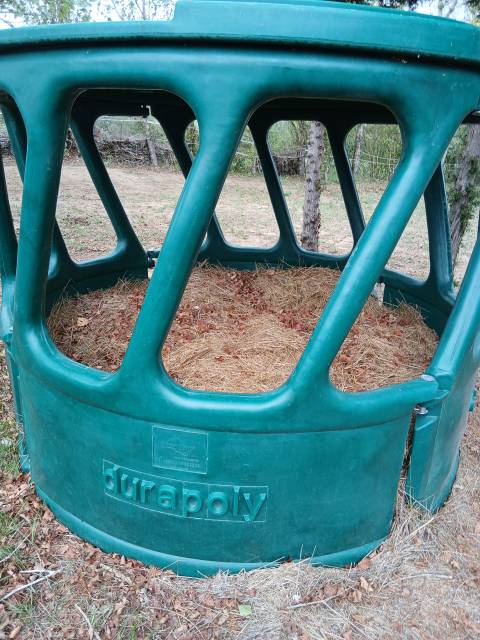 RATELIER FOIN CHEVAUX 12 PLACES