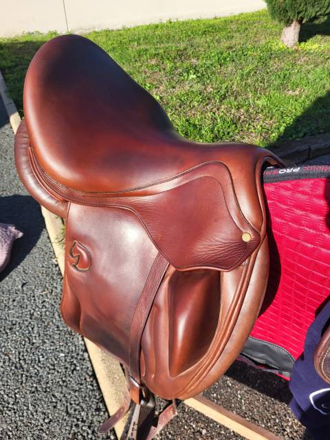 Selle Dressage Darroze 16,5