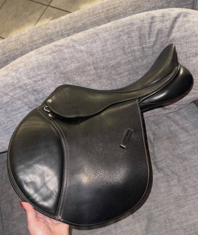 Selle Eric Thomas Fitter 17&rdquo; cuir 