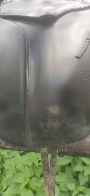 Selle de dressage Bates 